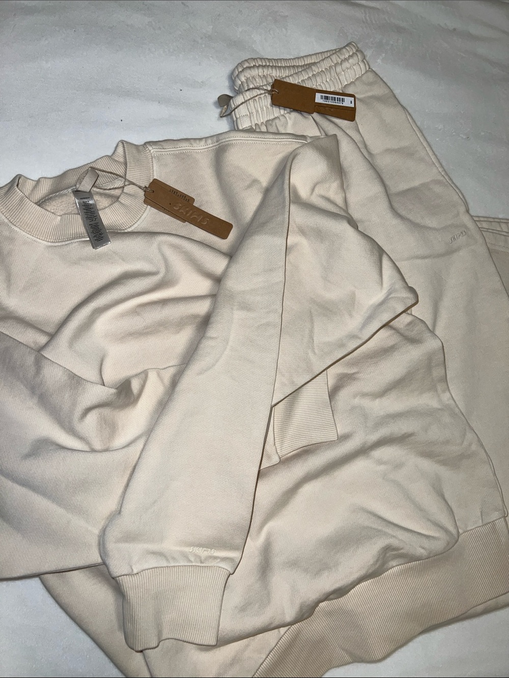 SKIMS Boyfriend Sweatpant and Crewneck Bundle - NWT